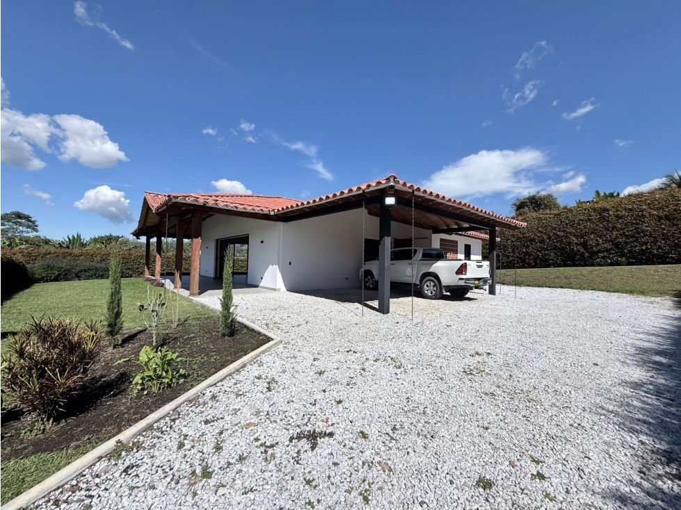 Casa Campestre en arriendo Antioquia Rionegro Rionegro 180 m2 Habitaciones 3 Baños 4 Garajes 2 Precio $6500000