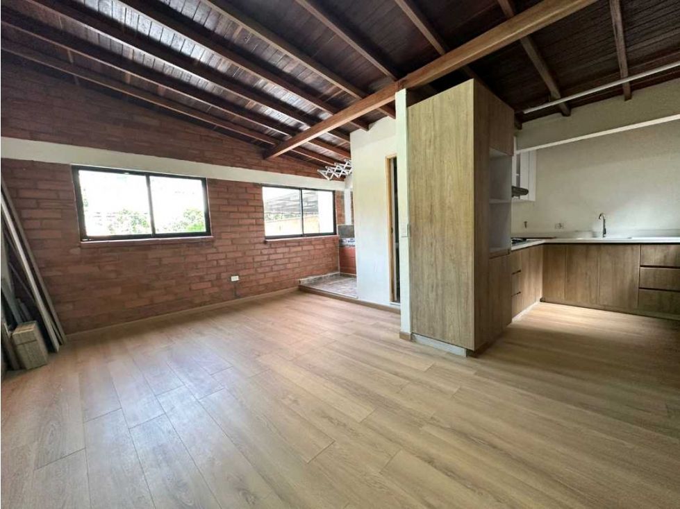Apartamento en arriendo Antioquia Envigado La Mina 75 m2 Habitaciones 3 Baños 2 Garajes 0 Precio $2000000