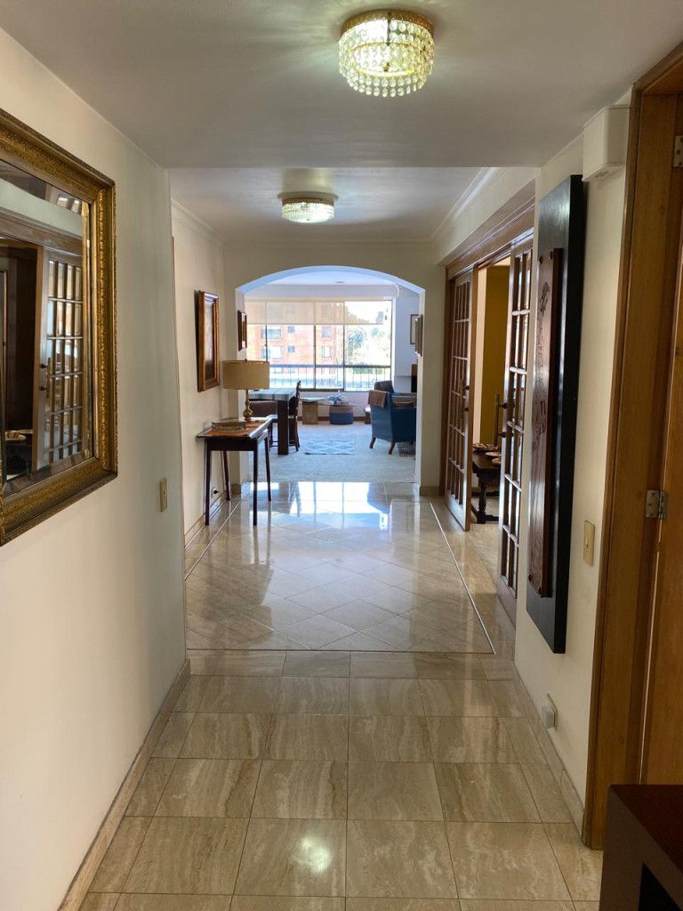 Apartamento en venta Cundinamarca Bogotá San Patricio 190 m2 Habitaciones 3 Baños 4 Garajes 3 Precio $1150000000