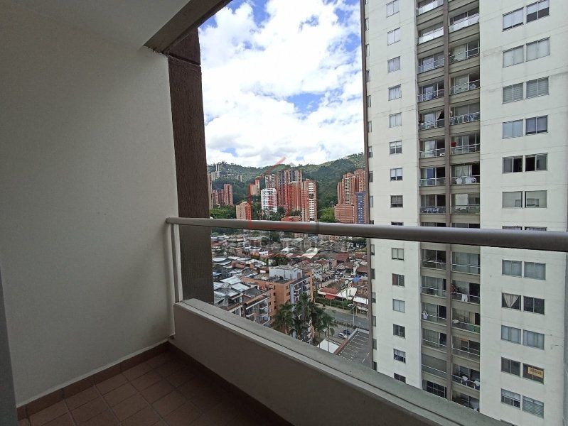 Apartamento en arriendo Antioquia Sabaneta Prados De Sabaneta 67 m2 Habitaciones 3 Baños 2 Garajes 1 Precio $3000000