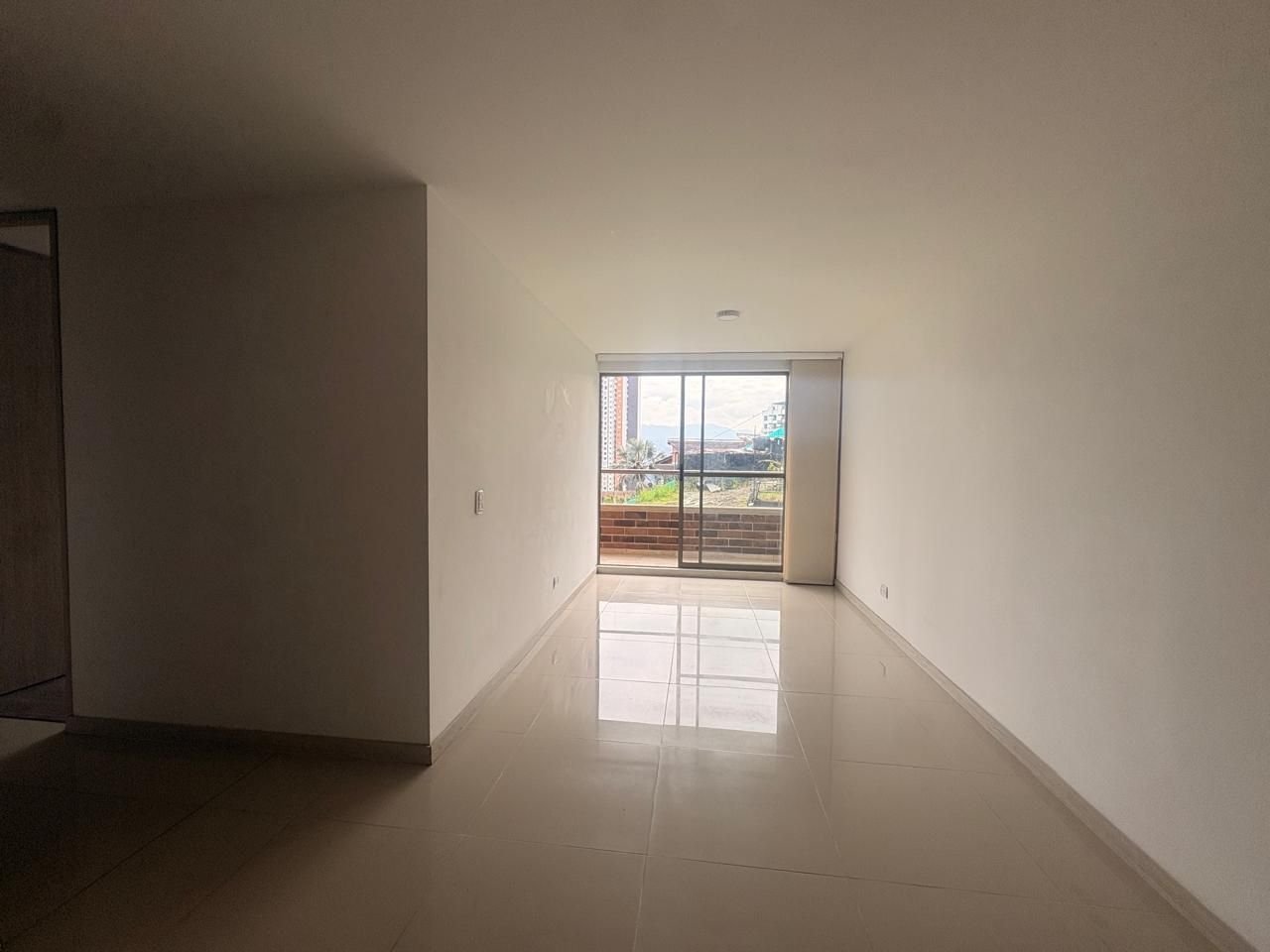 Apartamento en arriendo Antioquia Sabaneta Escobar 68 m2 Habitaciones 2 Baños 2 Garajes 1 Precio $2600000
