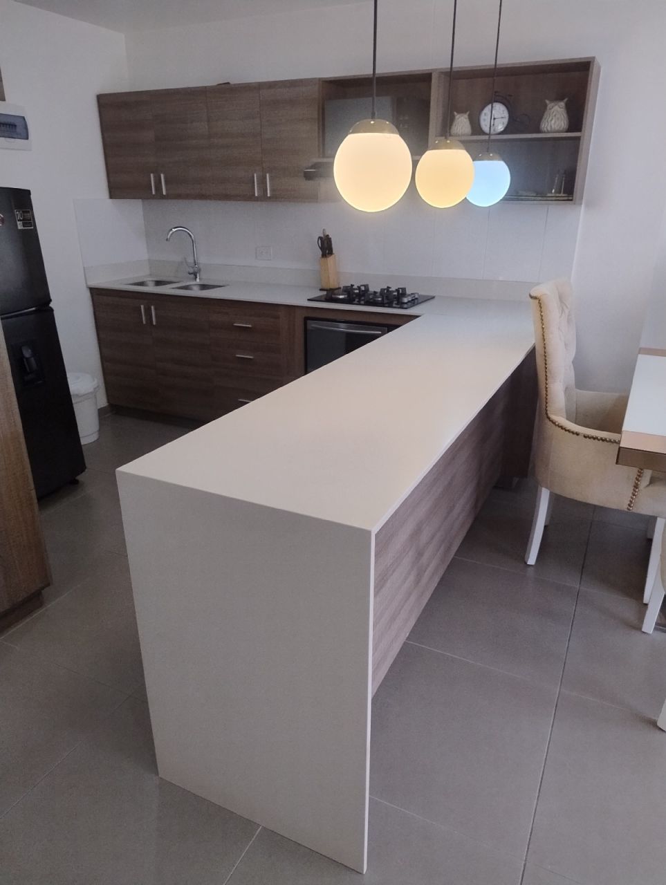 Apartamento en arriendo Antioquia Envigado Asd 90 m2 Habitaciones 2 Baños 2 Garajes 1 Precio $5500000