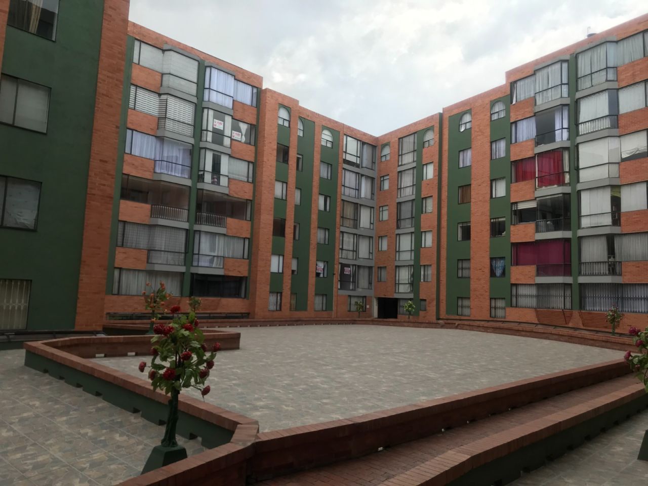 Apartamento en arriendo Cundinamarca Bogotá Ub Castilla Real 45 m2 Habitaciones 2 Baños 2 Garajes 0 Precio $1450000