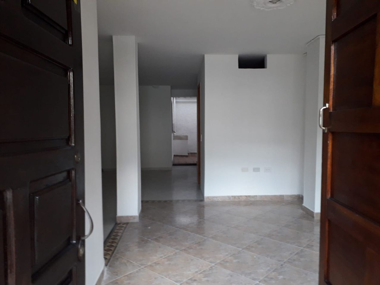 Casa en arriendo Antioquia Envigado Trianon 81 m2 Habitaciones 3 Baños 2 Garajes 1 Precio $2800000