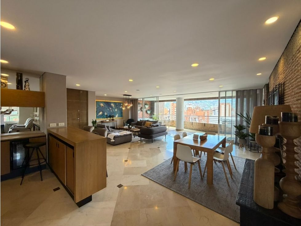 Apartamento en venta Antioquia Medellín El Chagualo 342 m2 Habitaciones 4 Baños 6 Garajes 3 Precio $2100000000