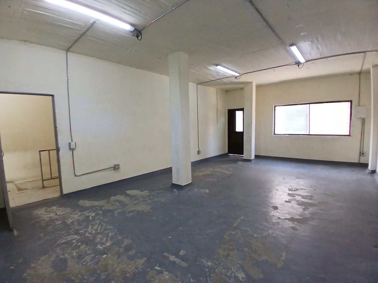 Bodega en arriendo Antioquia Medellín Trinidad 95 m2 Habitaciones 0 Baños 2 Garajes 0 Precio $3500000