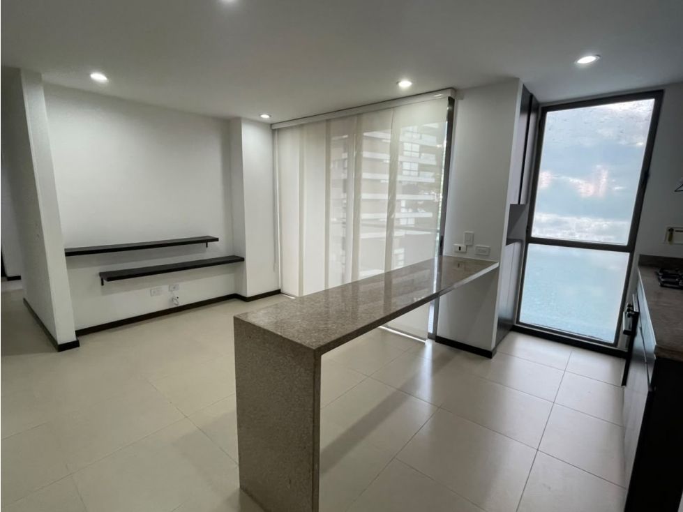 Apartamento en arriendo Antioquia Medellín Altos Del Poblado 80 m2 Habitaciones 3 Baños 2 Garajes 2 Precio $5000000