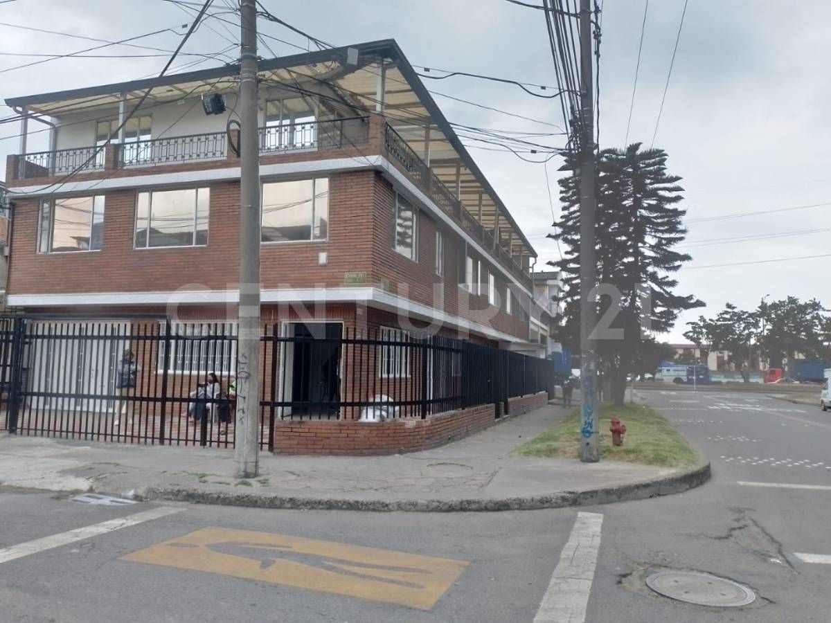 Lote en venta Cundinamarca Bogotá Ub Techo Bavaria 444 m2 Habitaciones 0 Baños 4 Garajes 3 Precio $1600000000
