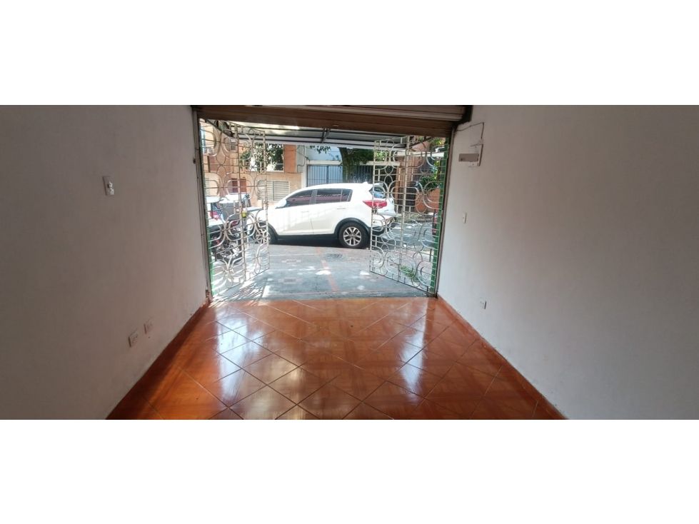 Local en arriendo Antioquia Medellín Miraflores 24 m2 Habitaciones 0 Baños 0 Garajes 0 Precio $1350000