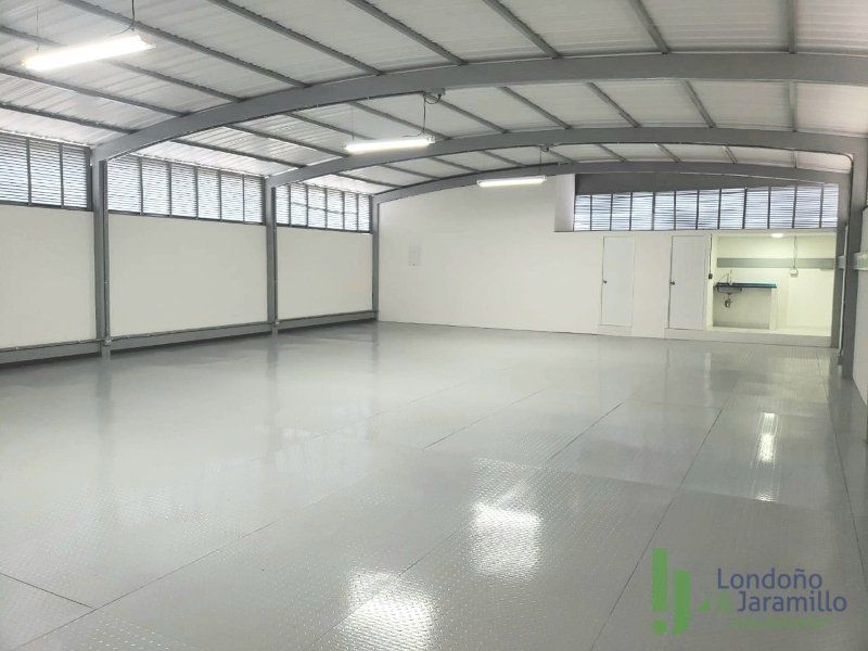 Bodega en arriendo Antioquia Itagüí Santa Maria Et Iii 180 m2 Habitaciones 0 Baños 2 Garajes 0 Precio $6500000