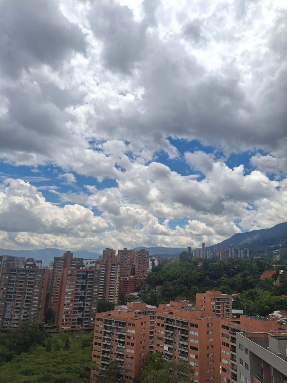 Apartamento en arriendo Antioquia Medellín La Inmaculada 85 m2 Habitaciones 2 Baños 3 Garajes 1 Precio $4600000