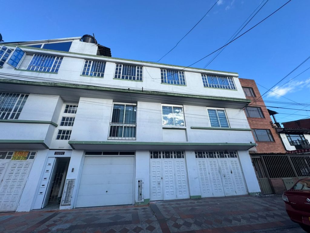 Apartamento en venta Cundinamarca Bogotá El Vergel 60 m2 Habitaciones 3 Baños 2 Garajes 1 Precio $350000000