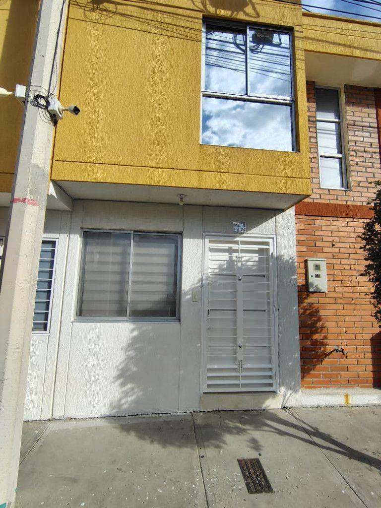 Casa en arriendo Norte De Santander Cúcuta Bocono 100 m2 Habitaciones 2 Baños 3 Garajes 1 Precio $1250000