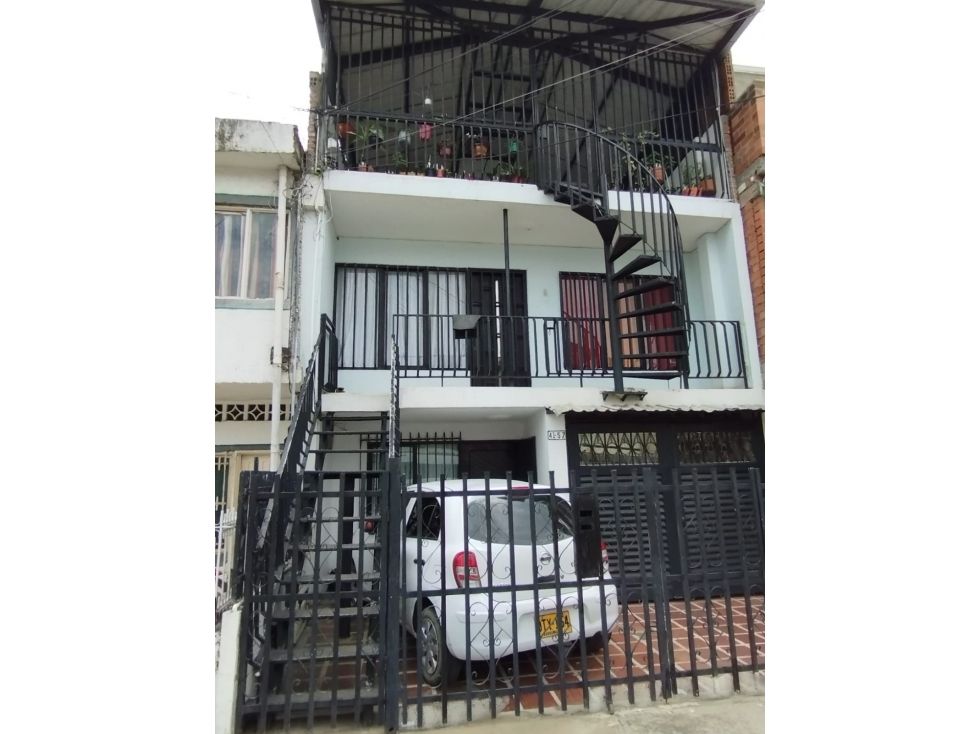Casa en venta Valle Del Cauca Cali Antonio Nariño 300 m2 Habitaciones 11 Baños 7 Garajes 0 Precio $420000000