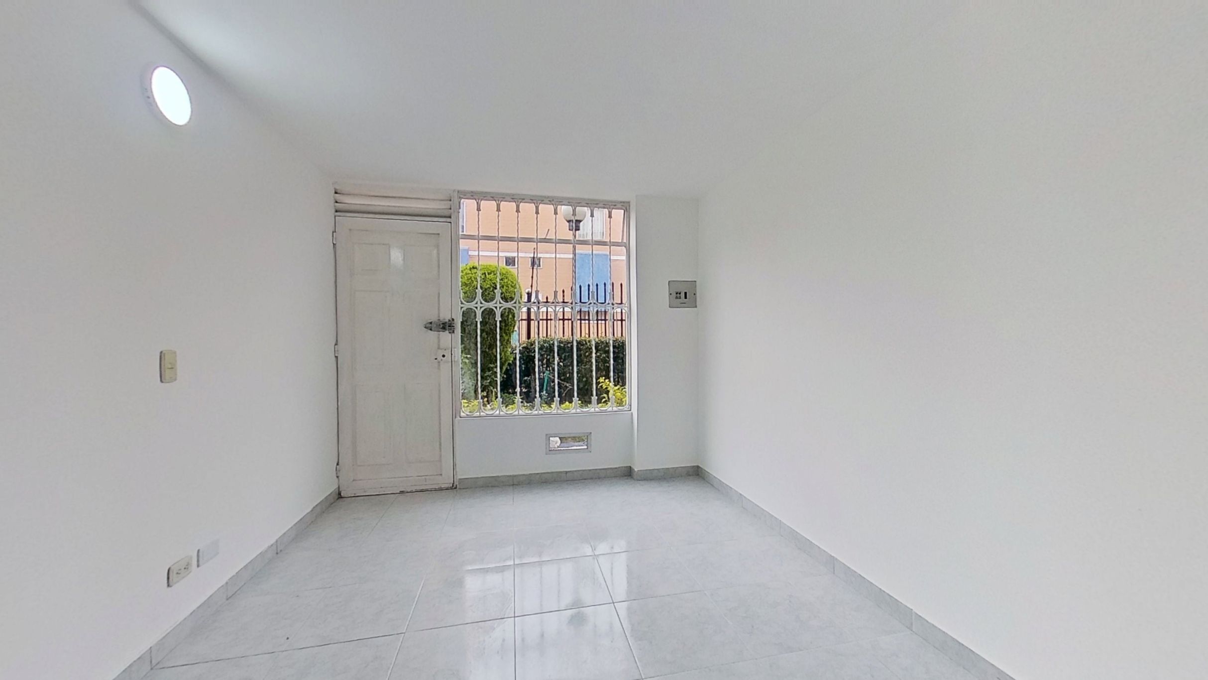Casa en venta Cundinamarca Bogotá Cr Ciudad Tintal 62 m2 Habitaciones 3 Baños 2 Garajes 0 Precio $243000000