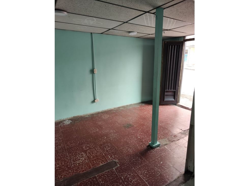 Local en arriendo Caldas Manizales El Campin 16 m2 Habitaciones 0 Baños 1 Garajes 0 Precio $620000
