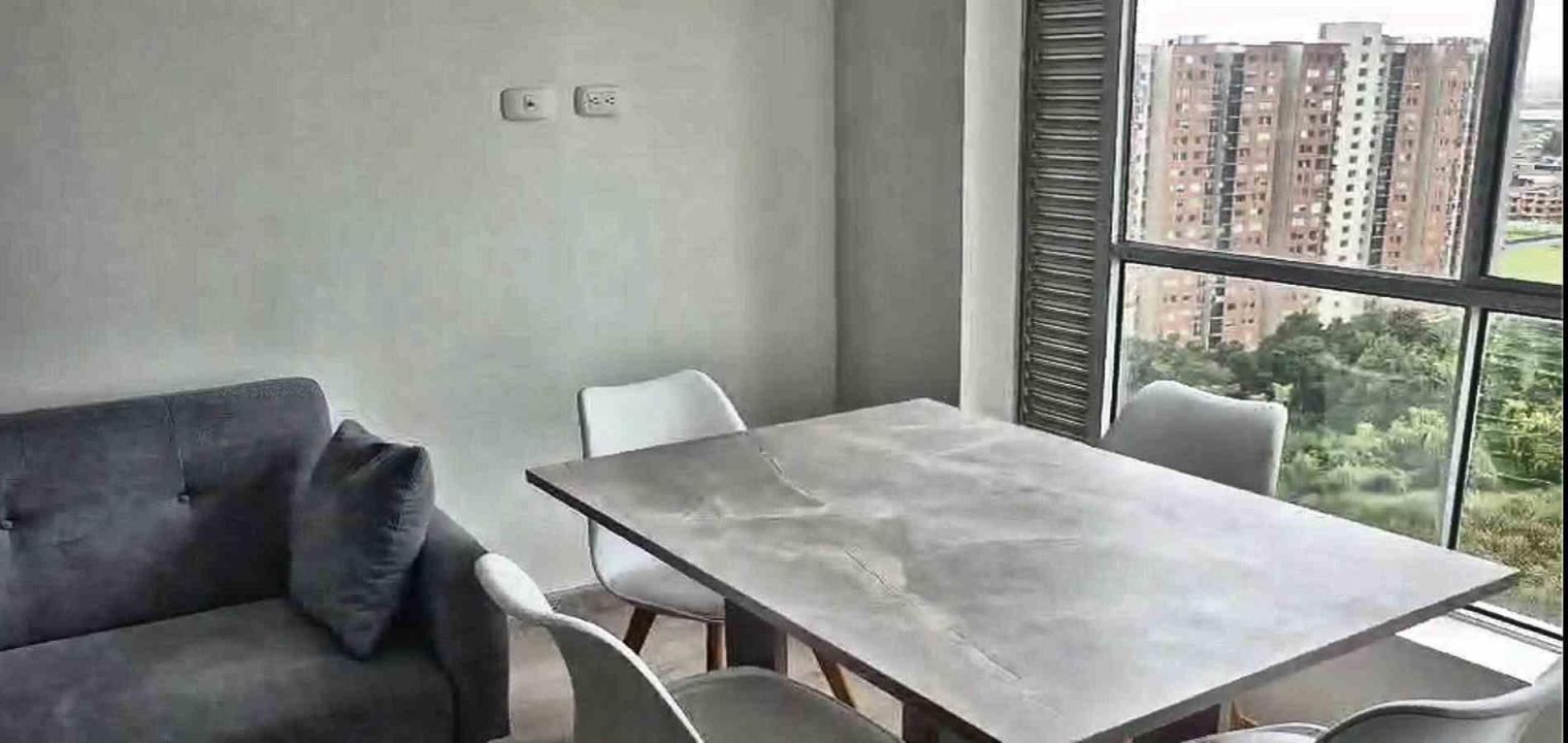 Apartaestudio en venta Cundinamarca Bogotá Valladolid 38 m2 Habitaciones 2 Baños 1 Garajes 0 Precio $240000000