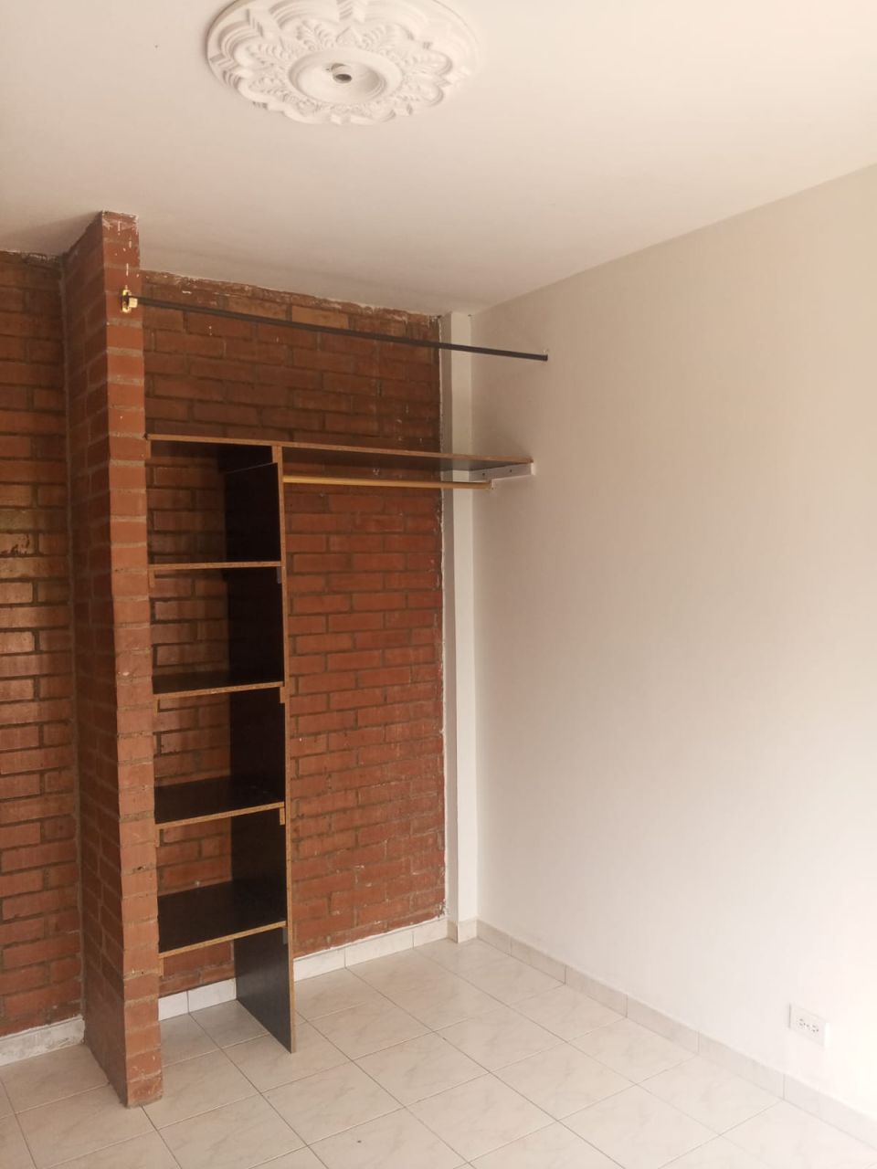 Apartamento en arriendo Valle Del Cauca Cali León Xiii 60 m2 Habitaciones 2 Baños 1 Garajes 0 Precio $620000