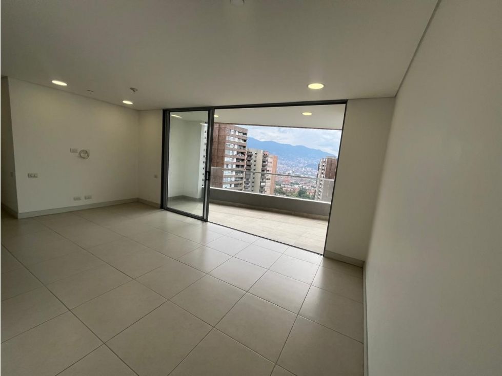 Apartamento en arriendo Antioquia Medellín La Inmaculada 87 m2 Habitaciones 2 Baños 3 Garajes 1 Precio $5600000