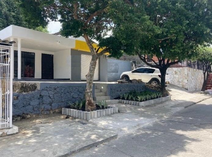 Casa en arriendo Bolívar Cartagena Zaragocilla 140 m2 Habitaciones 5 Baños 2 Garajes 0 Precio $2450000