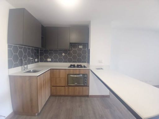 Apartamento en arriendo Antioquia Envigado Las Casitas 75 m2 Habitaciones 2 Baños 2 Garajes 1 Precio $4000000