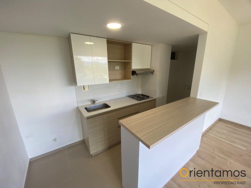 Apartamento en arriendo Antioquia Rionegro El Porvenir 57 m2 Habitaciones 2 Baños 2 Garajes 1 Precio $2300000