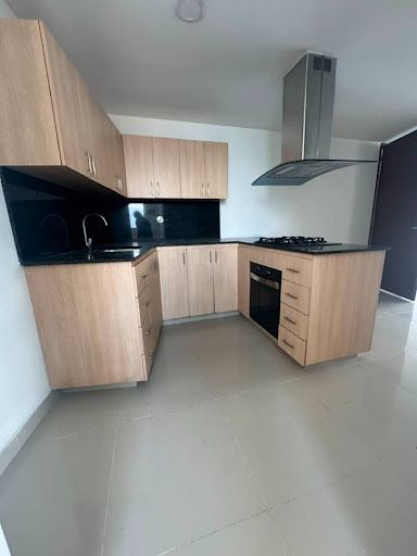 Apartamento en arriendo Antioquia Medellín Asomadera No2 80 m2 Habitaciones 3 Baños 2 Garajes 1 Precio $5000000