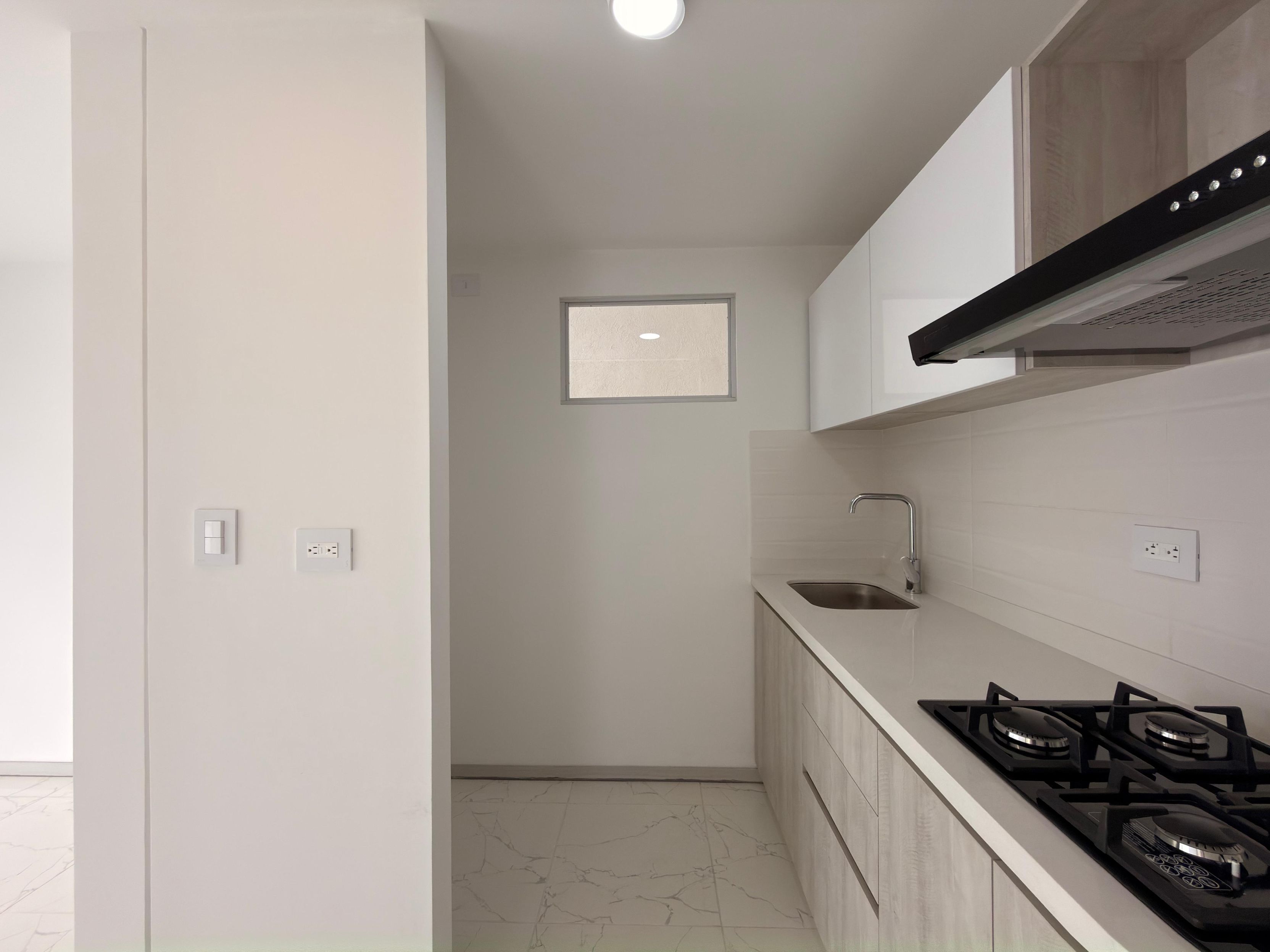 Apartamento en arriendo Risaralda Pereira Cr Santa Monica 42 m2 Habitaciones 1 Baños 2 Garajes 1 Precio $1800000