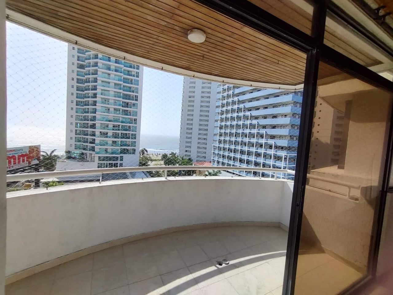 Apartamento en arriendo Bolívar Cartagena Boca Grande 101 m2 Habitaciones 3 Baños 3 Garajes 0 Precio $3000000