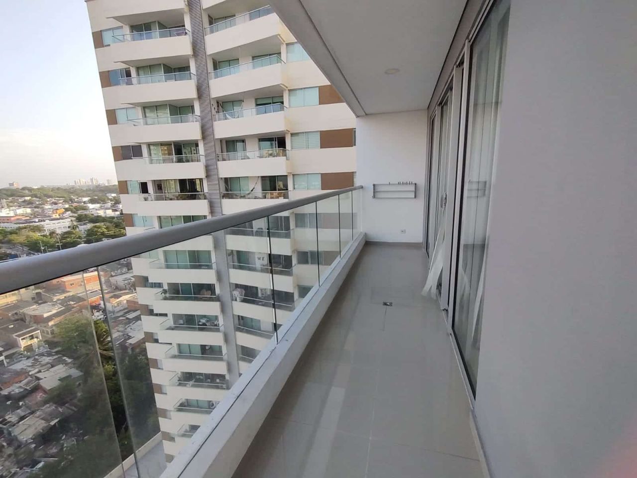 Apartamento en arriendo Bolívar Cartagena El Cabrero 77 m2 Habitaciones 2 Baños 2 Garajes 1 Precio $4000000