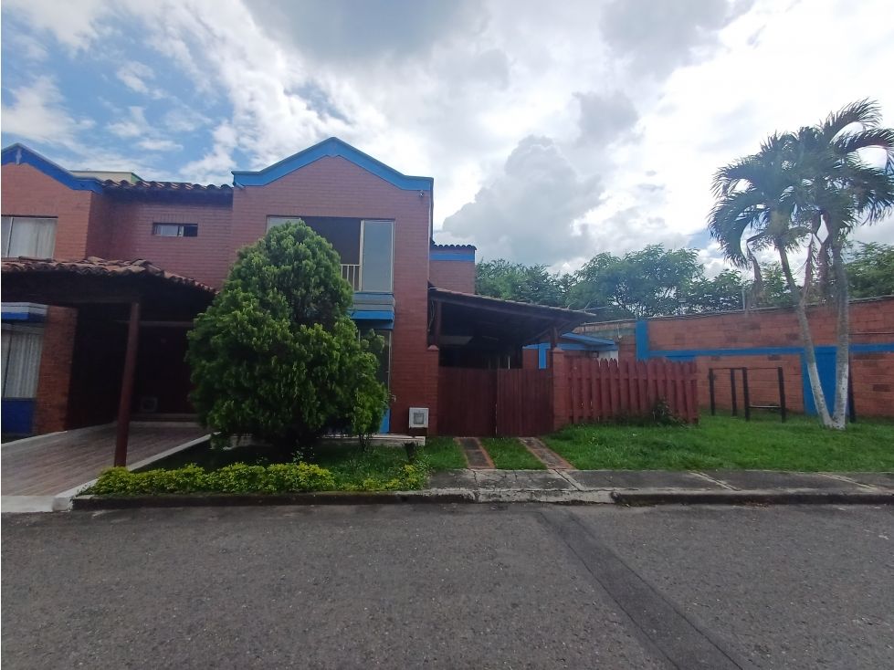 Casa en venta Valle Del Cauca Palmira Asd 180 m2 Habitaciones 5 Baños 5 Garajes 3 Precio $630000000