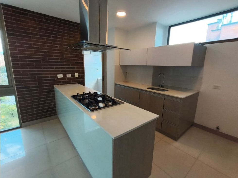 Apartamento en arriendo Antioquia Medellín Patio Bonito 115 m2 Habitaciones 3 Baños 2 Garajes 2 Precio $5500000
