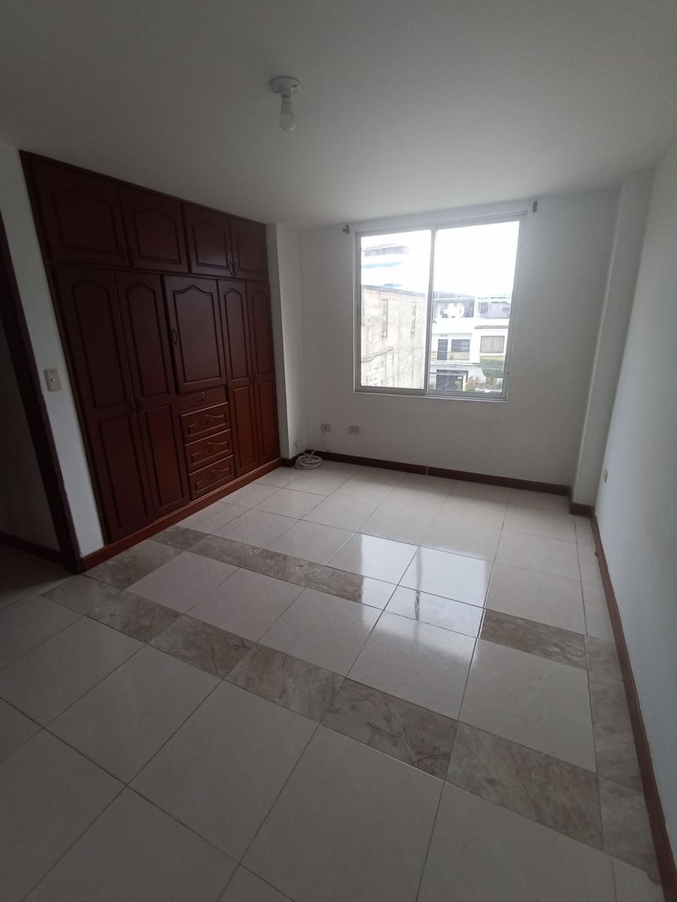 Apartamento en arriendo Valle Del Cauca Cali Jorge Zawadsky 80 m2 Habitaciones 3 Baños 2 Garajes 0 Precio $1400000
