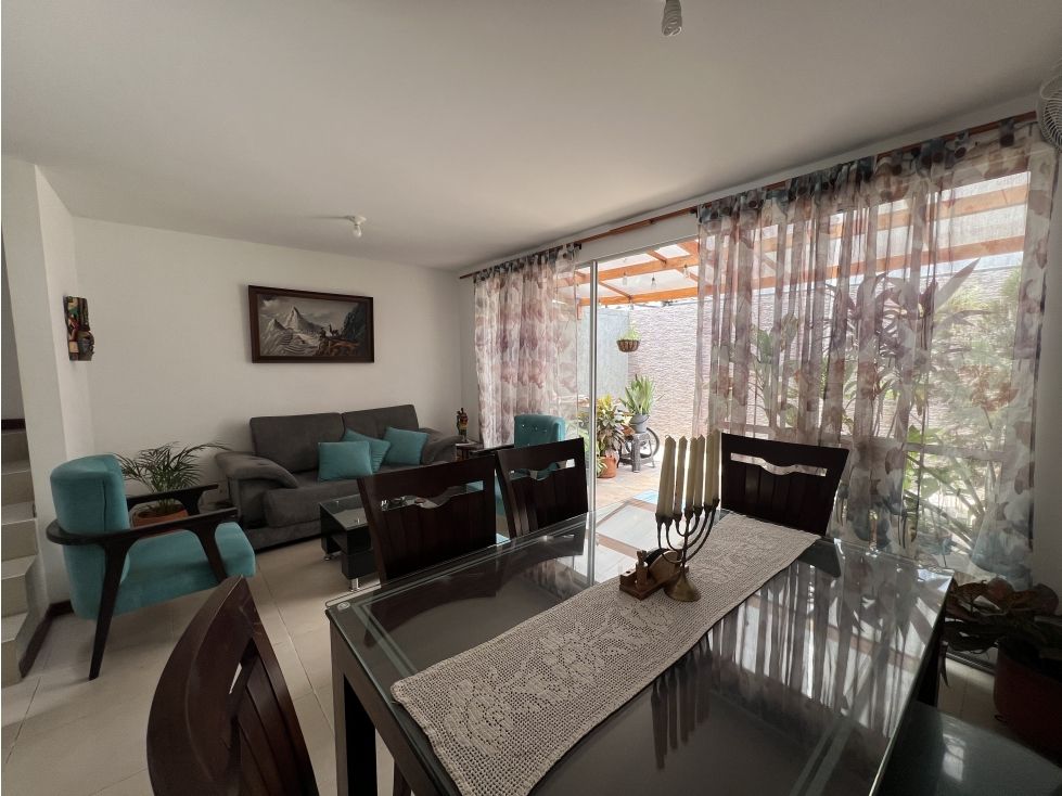 Casa en venta Valle Del Cauca Jamundí Cr Turpial 110 m2 Habitaciones 3 Baños 2 Garajes 1 Precio $400000000