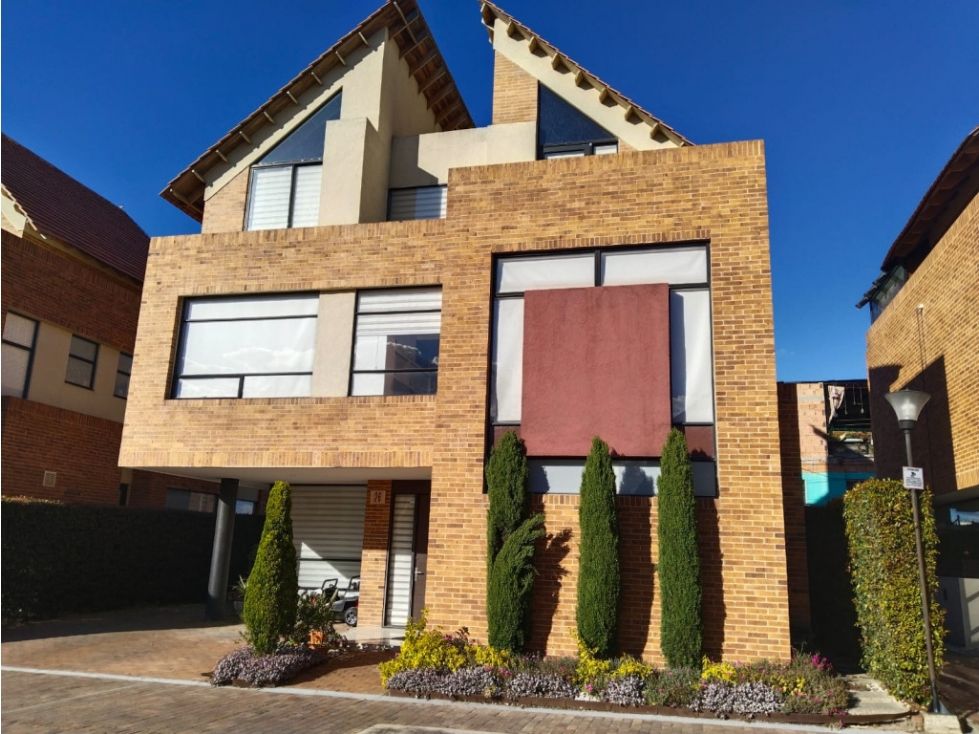 Casa en arriendo Cundinamarca Chía Chia 273 m2 Habitaciones 4 Baños 4 Garajes 2 Precio $6422000