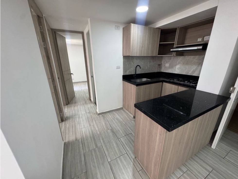 Apartamento en arriendo Antioquia Medellín Pajarito 50 m2 Habitaciones 3 Baños 1 Garajes 1 Precio $1700000