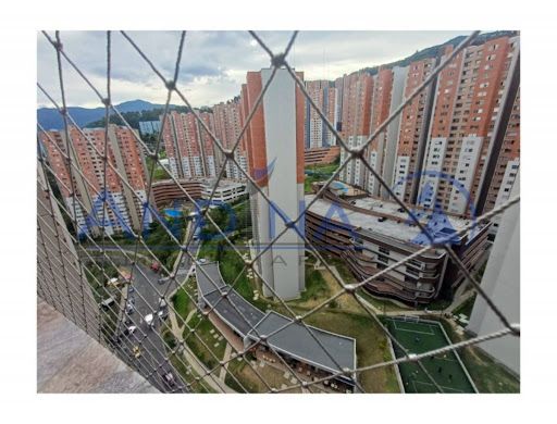 Apartamento en venta Antioquia Medellín Puertas Del Sol 42 m2 Habitaciones 3 Baños 1 Garajes 0 Precio $230000000