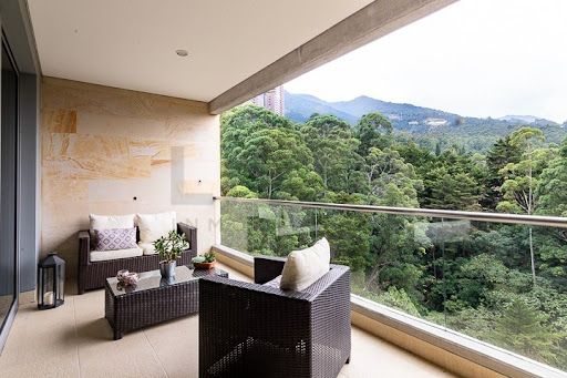 Apartamento en arriendo Antioquia Medellín Altos Del Poblado 265 m2 Habitaciones 3 Baños 3 Garajes 3 Precio $14000000