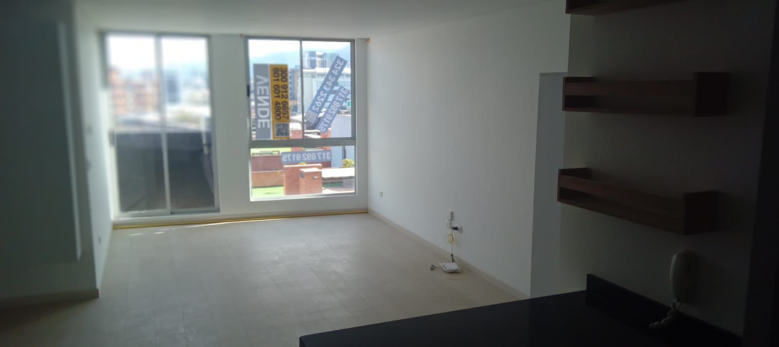 Apartamento en arriendo o venta Cundinamarca Bogotá Chapinero Central 43 m2 Habitaciones 1 Baños 1 Garajes 1 Precio venta $325000000 Precio arriendo $2300000