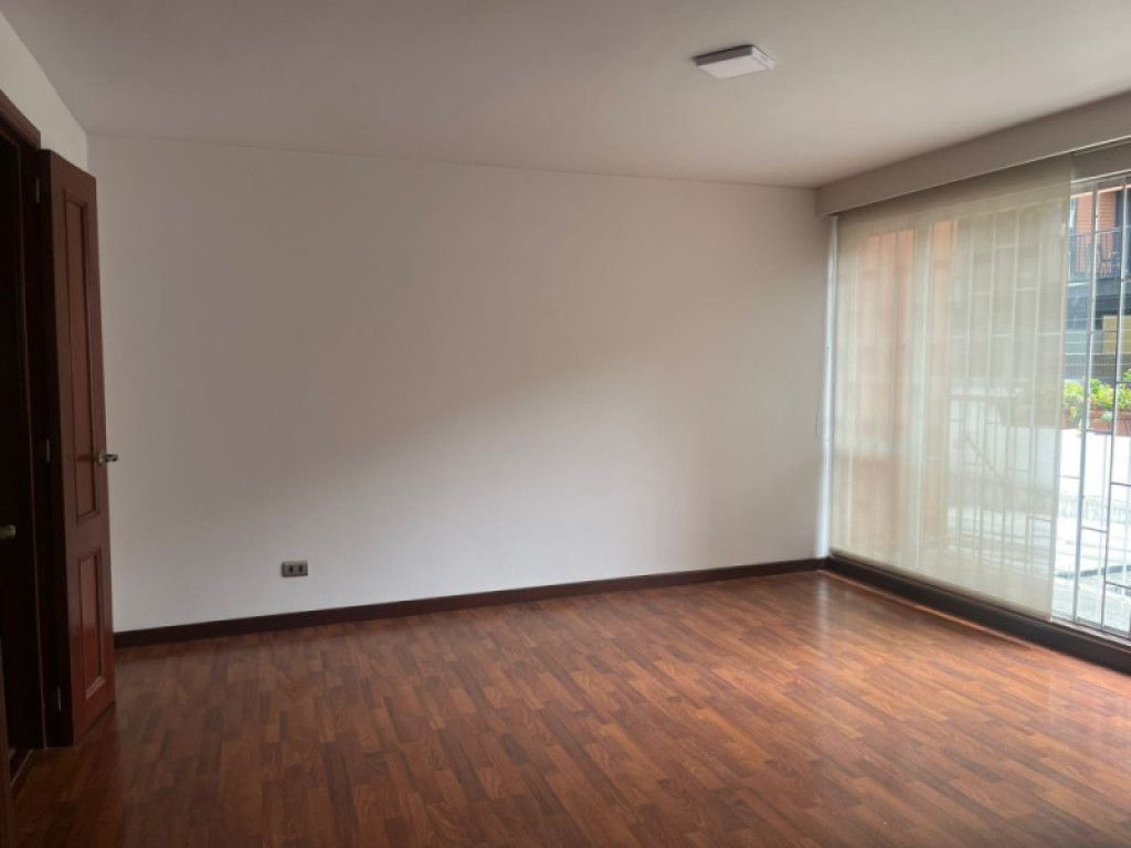Apartamento en arriendo Cundinamarca Bogotá Antiguo Country 124 m2 Habitaciones 2 Baños 2 Garajes 1 Precio $5000000
