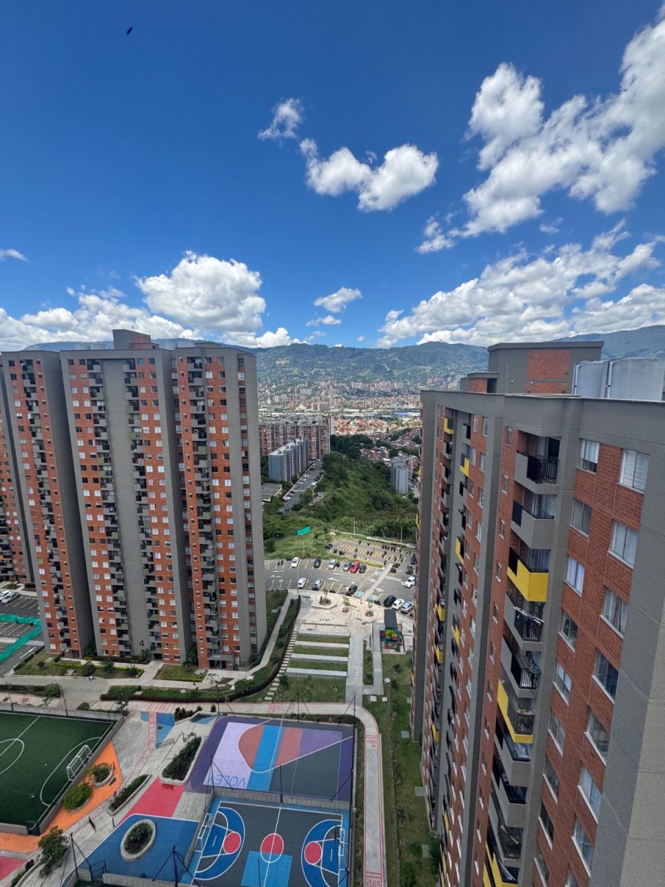 Apartamento en arriendo Antioquia Itagüí Vereda El Progreso 58 m2 Habitaciones 3 Baños 2 Garajes 0 Precio $2450000