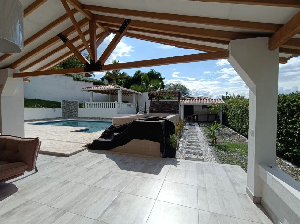 Casa en venta Antioquia San Jerónimo San Jerónimo 956 m2 Habitaciones 4 Baños 2 Garajes 2 Precio $1500000000
