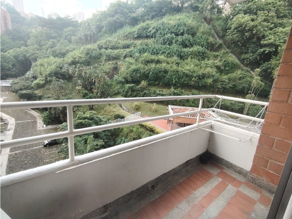 Apartamento en venta Antioquia Medellín San Diego 87 m2 Habitaciones 2 Baños 2 Garajes 1 Precio $560000000