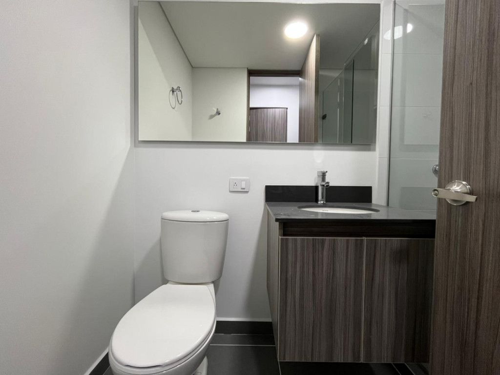 Apartamento en arriendo Antioquia Medellín La Salle 75 m2 Habitaciones 3 Baños 2 Garajes 1 Precio $4400000