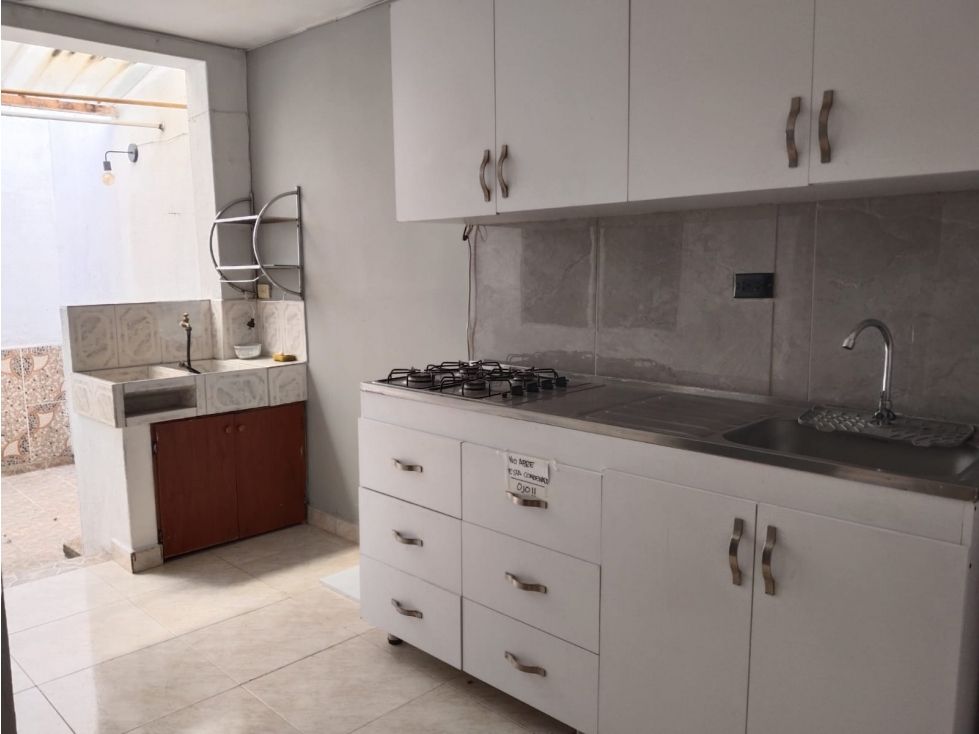 Apartamento en arriendo Antioquia Medellín Sucre 65 m2 Habitaciones 3 Baños 1 Garajes 0 Precio $1500000