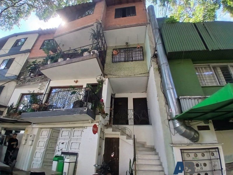 Apartamento en arriendo Antioquia Medellín Simon Bolivar 85 m2 Habitaciones 2 Baños 2 Garajes 0 Precio $2200000