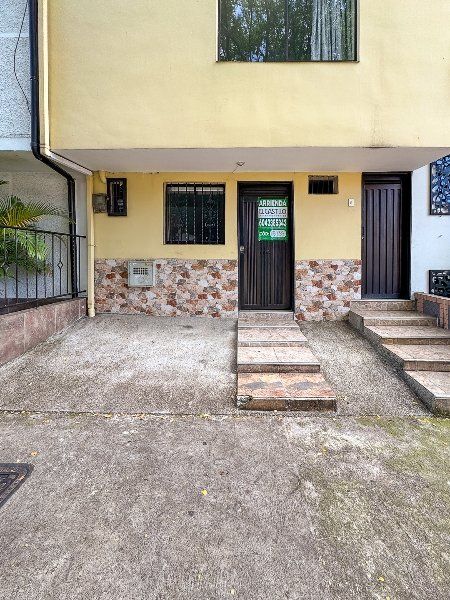 Apartaestudio en arriendo Antioquia Medellín El Castillo 15 m2 Habitaciones 1 Baños 1 Garajes 0 Precio $900000