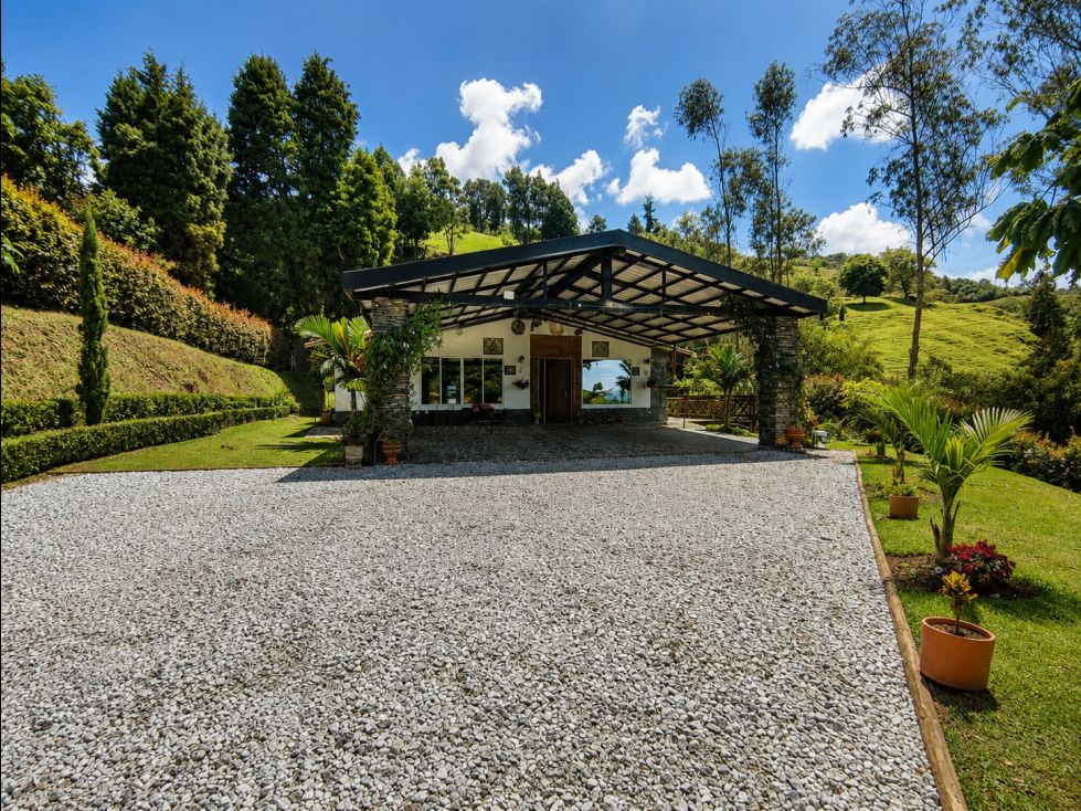 Casa Campestre en arriendo Antioquia Guarne Guarne 2000 m2 Habitaciones 3 Baños 2 Garajes 2 Precio $5000000
