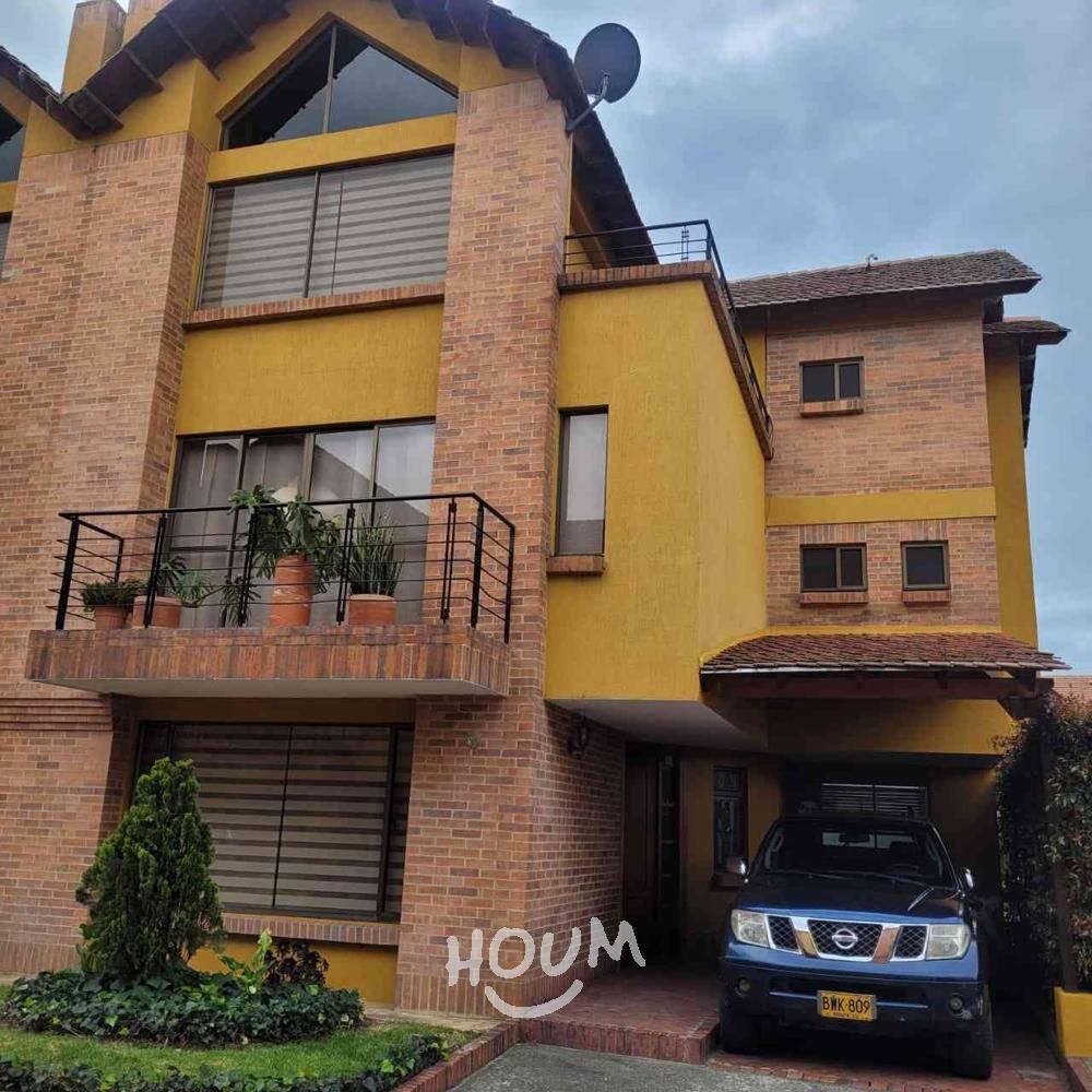 Casa en arriendo Cundinamarca Chía Cr Santa Cecilia Iv 304 m2 Habitaciones 4 Baños 5 Garajes 2 Precio $5900000