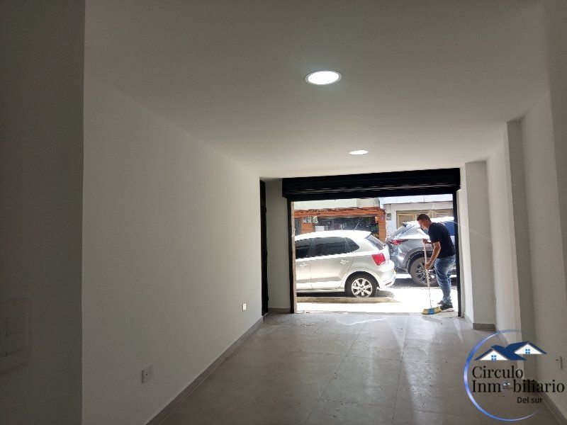 Local en arriendo Antioquia Envigado El Dorado 75 m2 Habitaciones 0 Baños 2 Garajes 0 Precio $2650000